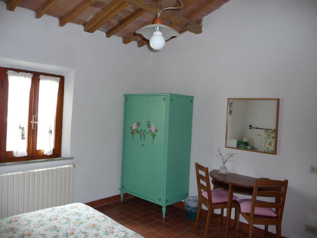 Monte Lopio A Casa Di Lizzy B&B חדר תמונה